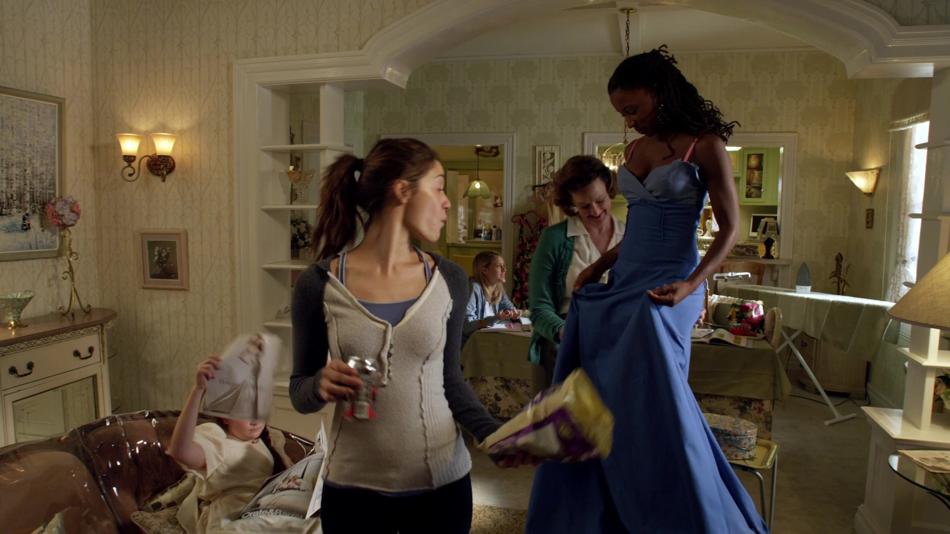 Shameless_US_S01E05_1080p_ERW_002536.jpg