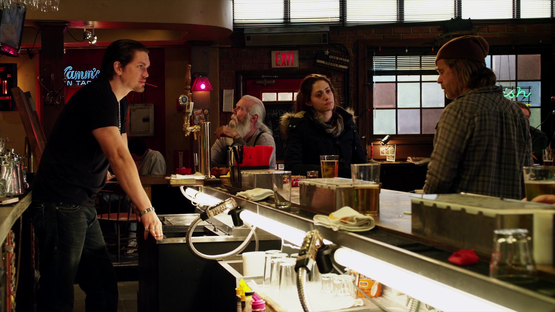 Shameless_US_S01E06_1080p_ERW_002292.jpg
