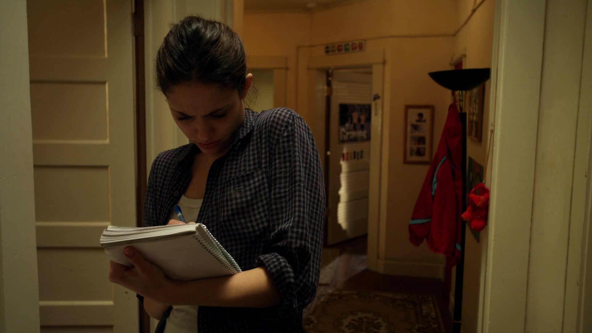 Shameless_US_S01E08_1080p_ERW_000405.jpg