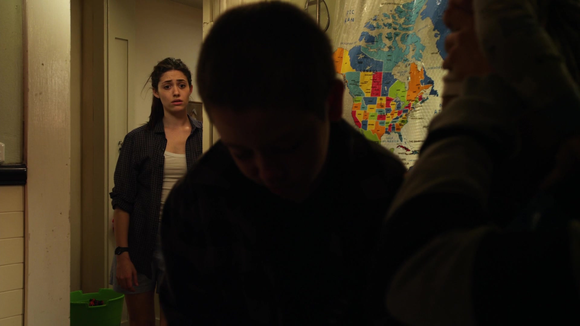 Shameless_US_S01E08_1080p_ERW_000512.jpg