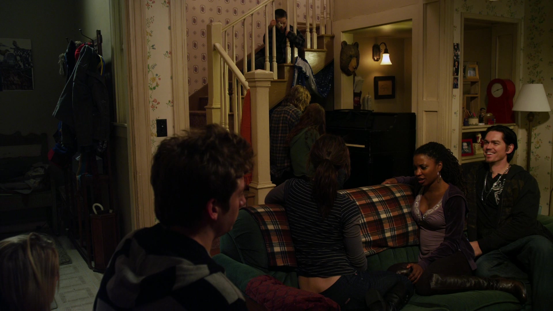 Shameless_US_S01E08_1080p_ERW_003721.jpg