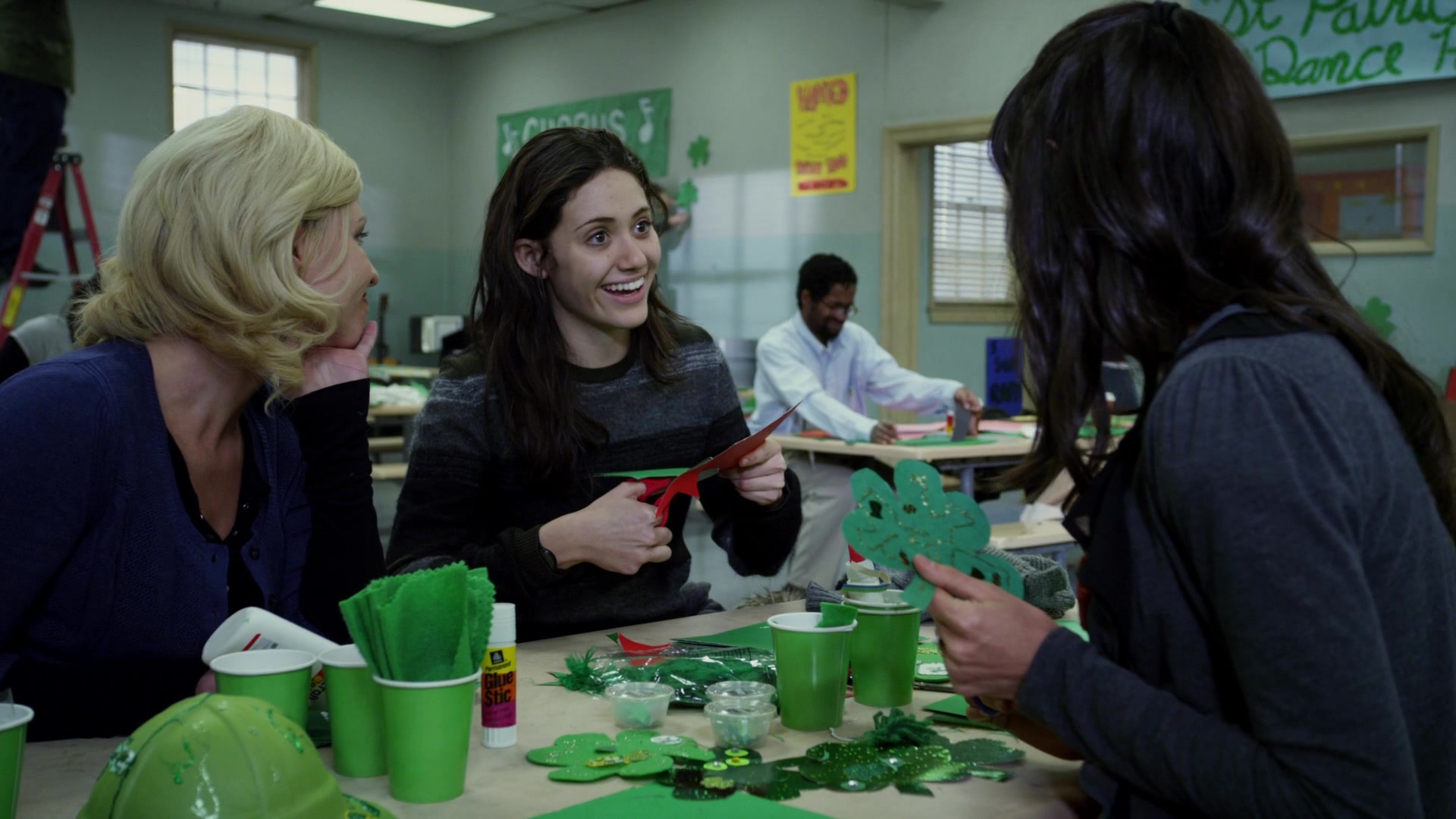 Shameless_US_S01E11_1080p_ERW_001010.jpg