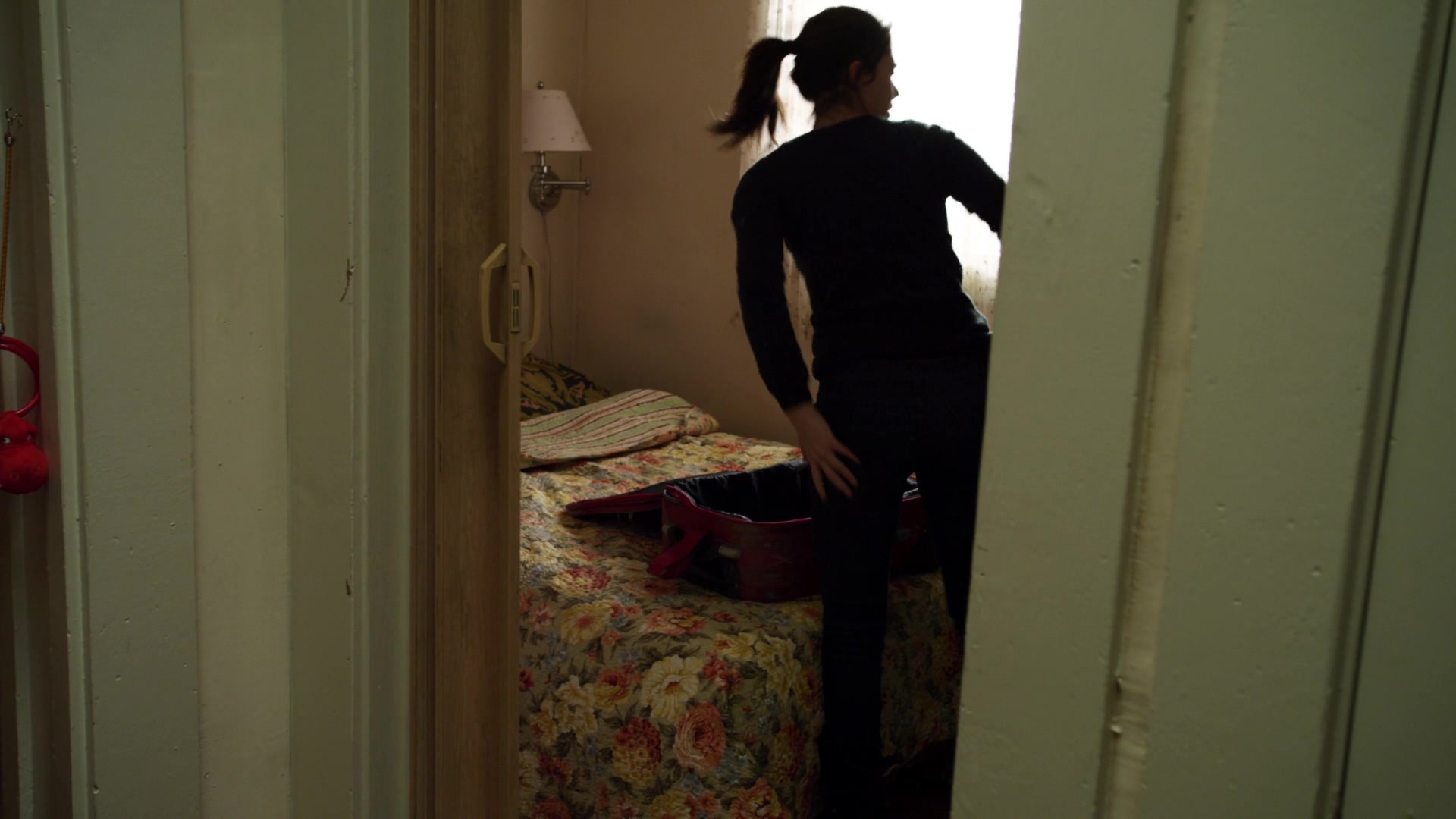 Shameless_US_S01E12_1080p_ERW_006035.jpg